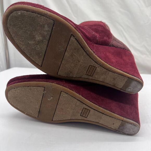 Toms Maroon Suede Desert Side Zipper Wedges Booties Women's Size 7.5 - Picture 9 of 10